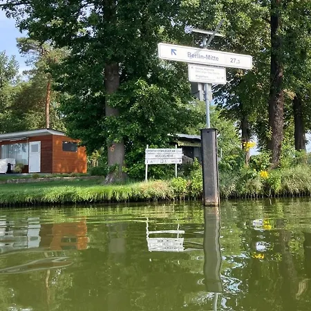 Garden - Welcome To * Berlin